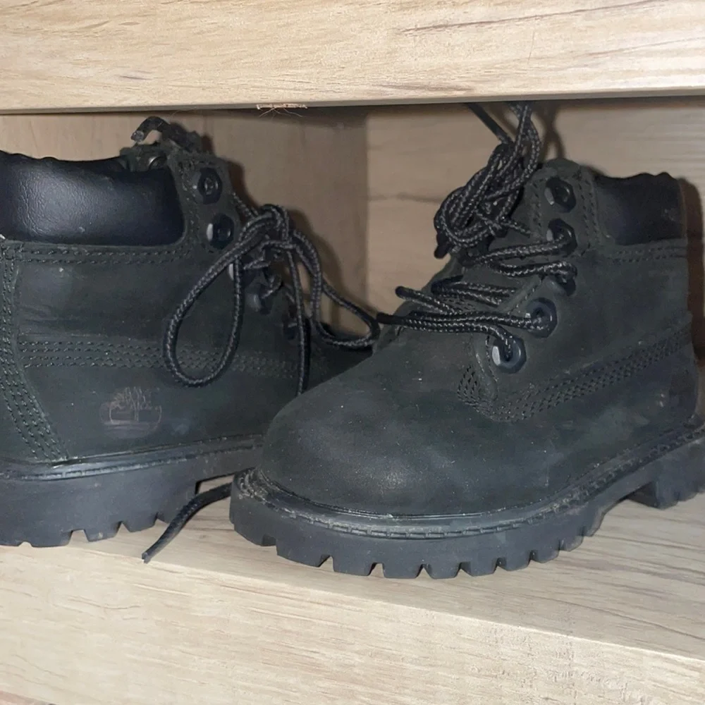 Timberlands - Picture 1 of 2